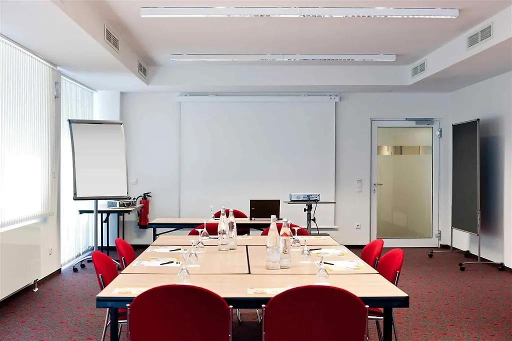 Ibis Stuttgart Airport Messe Hotel Leinfelden-Echterdingen